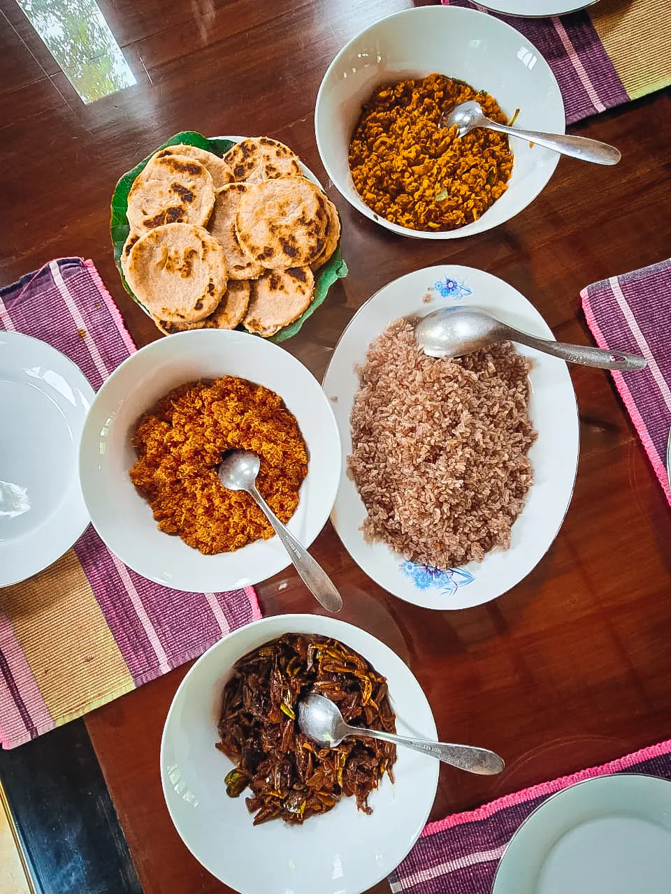 sri-lankan-string-hoppers-and-rice-windy-hills