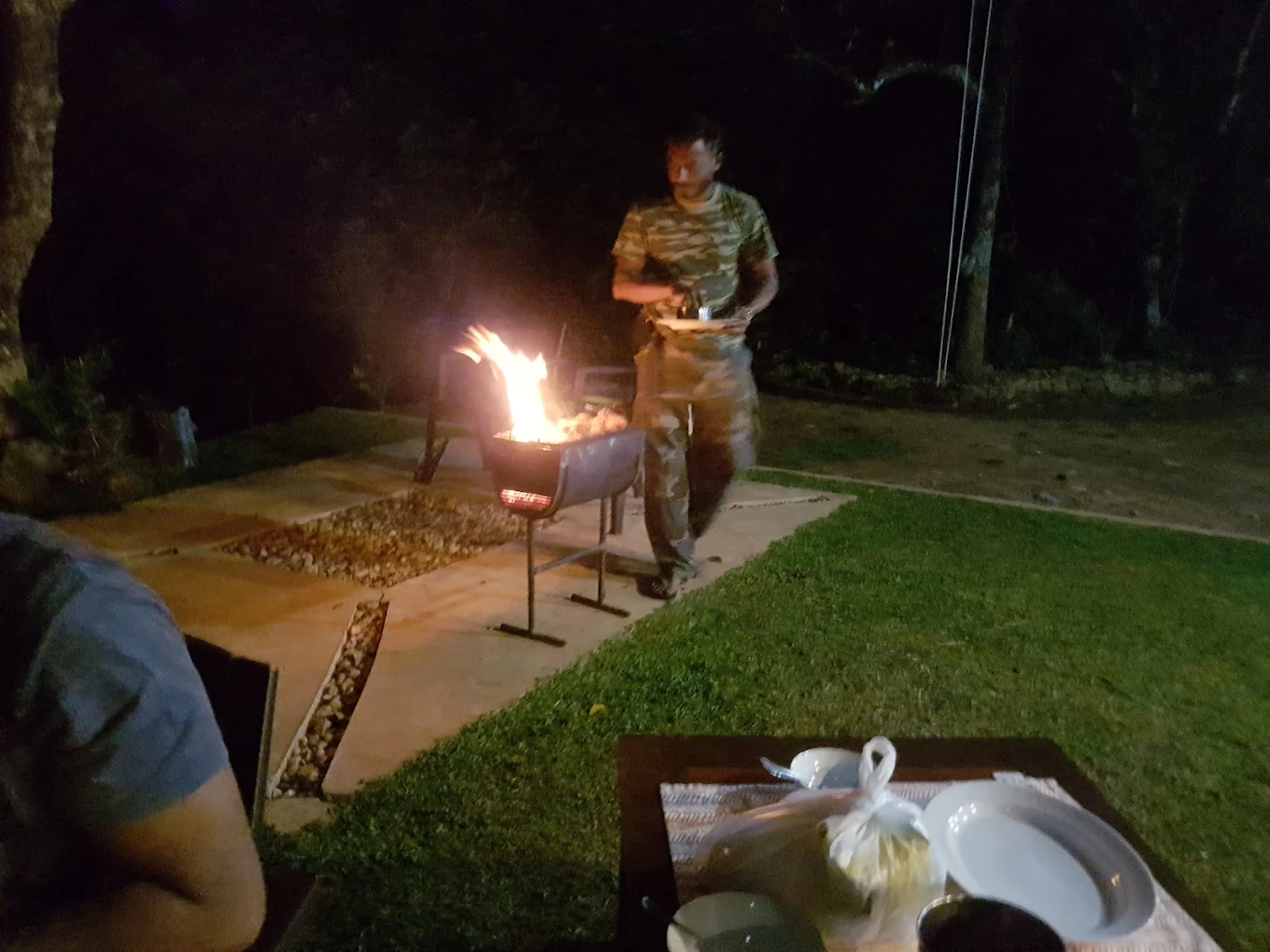 night-bbq-grilling-villa