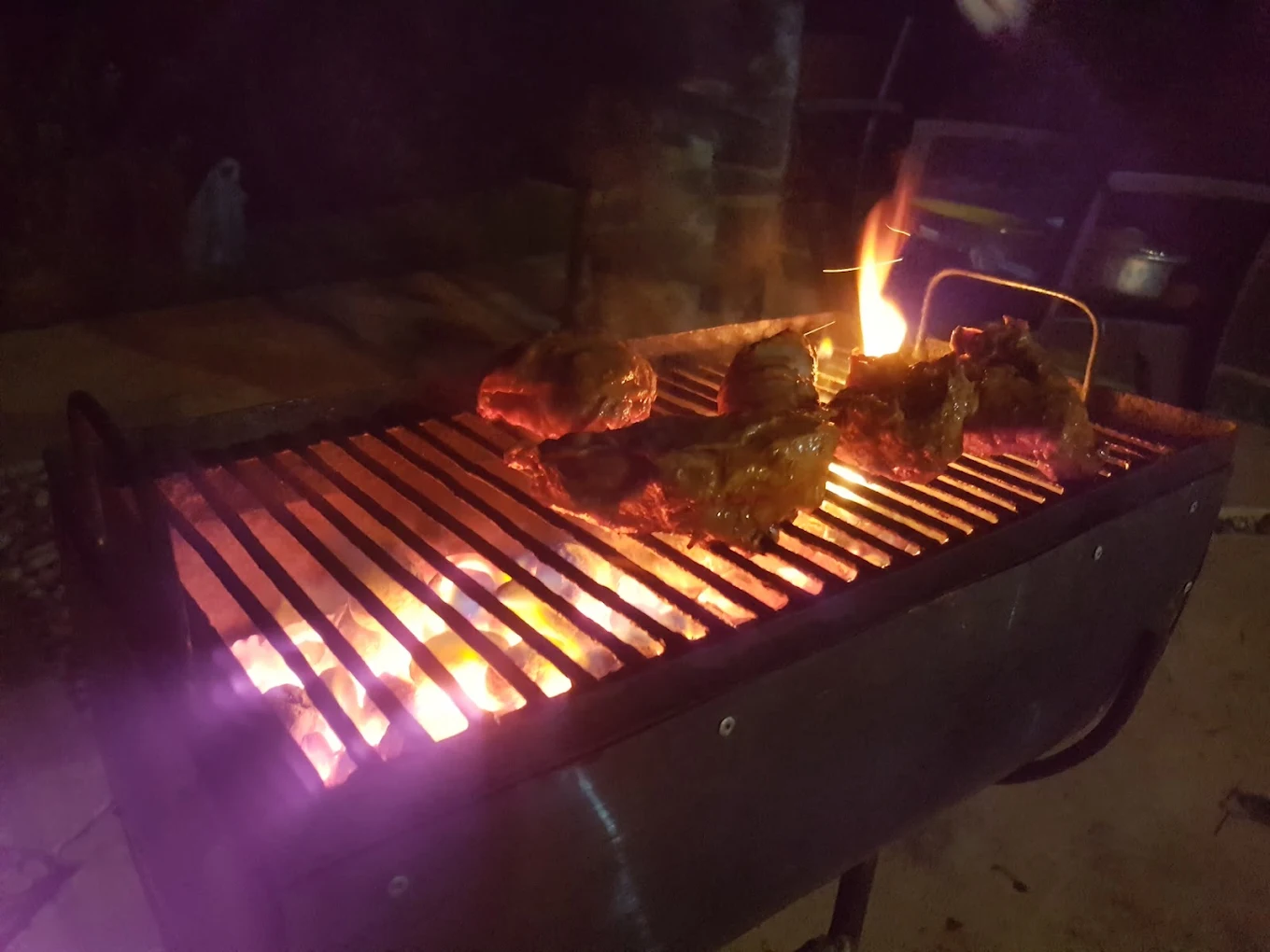 outdoor-bbq-grilling-night