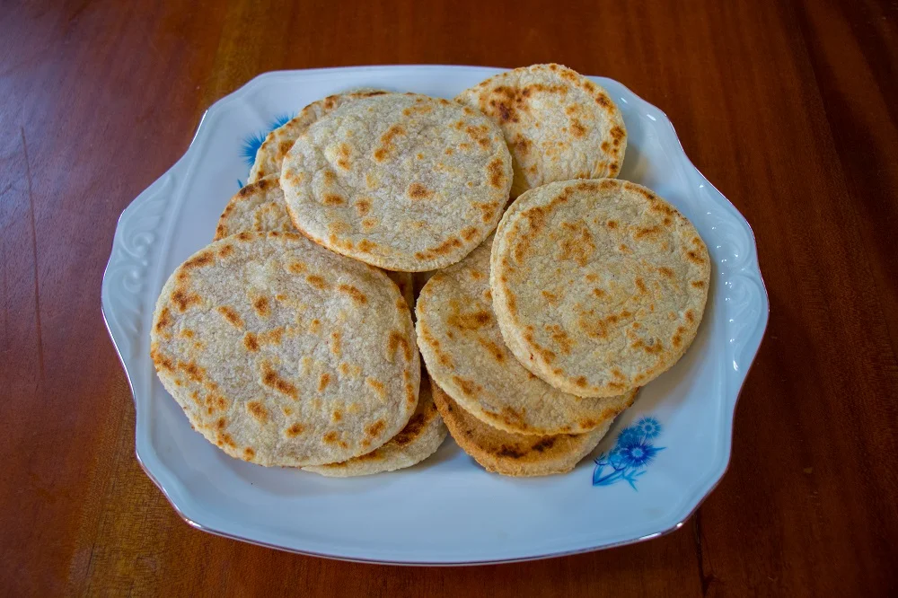 sri-lankan-pol-roti-flatbread